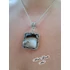 Kép 5/7 - Achát kockamedál szölöfürttel /  Square agate pendant with grapevine motif