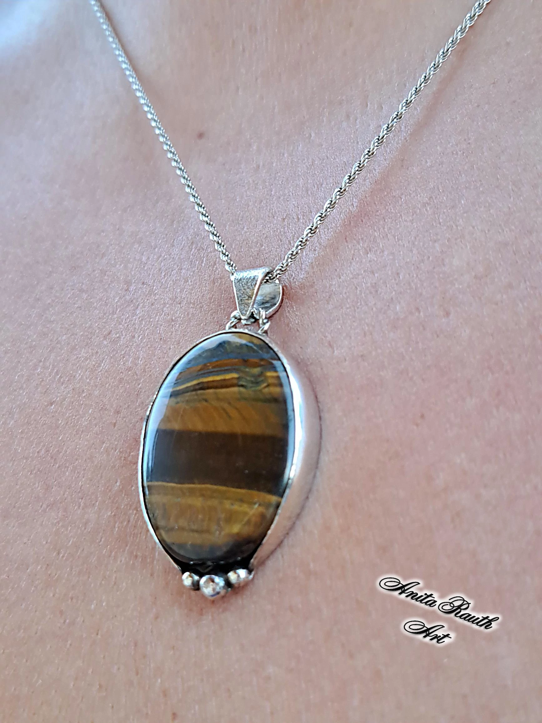 Tigrisszem medál (ovális) / Tigerseye pendant (oval)